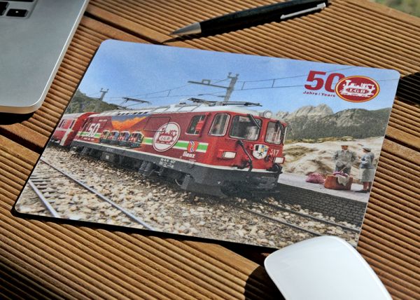 Mousepad "50 Jahre LGB" Mousepad rechteckig 235 x 200mm mit rutschfestem Schaumstoffuntergrund und Abbildung der LGB Jubilumslok. Fr alle Muse geeignet.