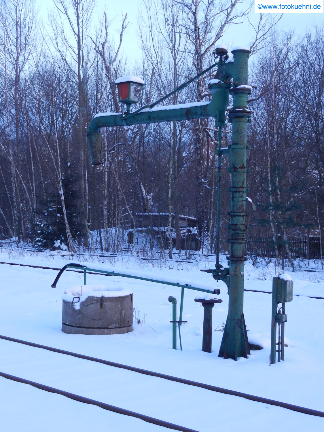 Nostalgiewasserkran - Bahnhof Sebnitz am 26. Januar 2013