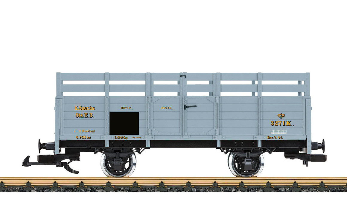 L40032 - K.Schs.Sts.E.B. offener Gterwagen, Modell eines offenen Gterwagens der Bauart Ocw der Kniglich Schsischen Staatseisenbahnen, eingesetzt auf verschiedenen Schmalspurbahnen in Sachsen. Originalgetreue Farbgebung und Beschriftung der Epoche I.