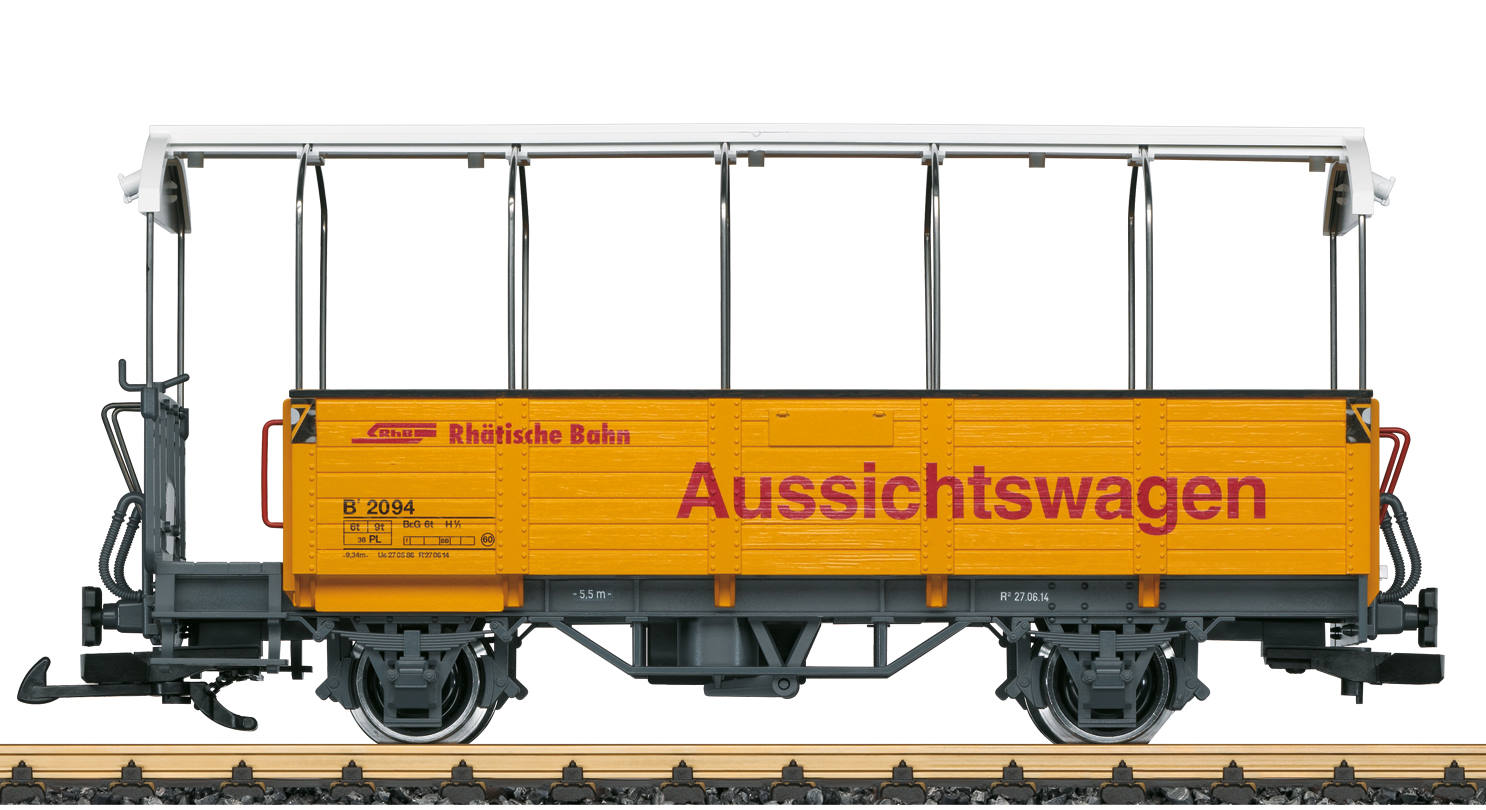 34252  RhB Aussichtswagen, Modell eines offenen Aussichtswagens der Rhtischen Bahn, wie er heute noch auf dem gesamten Netz eingesetzt wird. Originalgetreue Farbgebung und Beschriftung der Epoche VI. Tren zum ffnen, komplette Inneneinrichtung. Metall-Scheibenradstze. Lnge ber Puffer 34 cm.