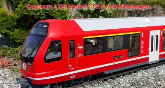 Video und Bild vom LGB Modell Capricorn mit Mittelwagen. 