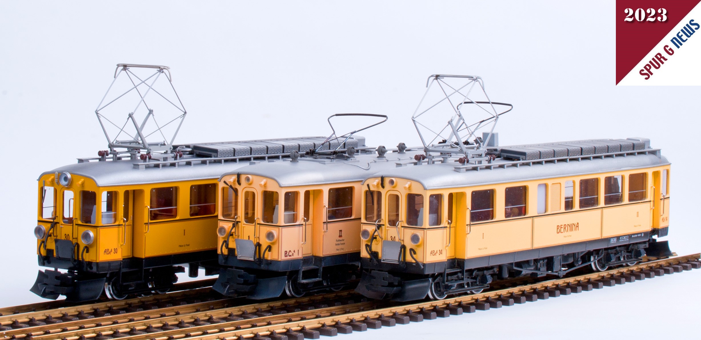 Bild unten: Links der neue Triebwagen ABe 4 #30, Mitte der Triebwagen BCe 4 und rechts: Triebwagen ABe 4#34. Bei den beiden lteren Triebwagen ist die Farbgebung heller. Dies kommt da die beiden Bernina Triebwagen in Bumblebee-Valley shcon viele Jahre von April bis November in Doppeltraktion  "verkehren".