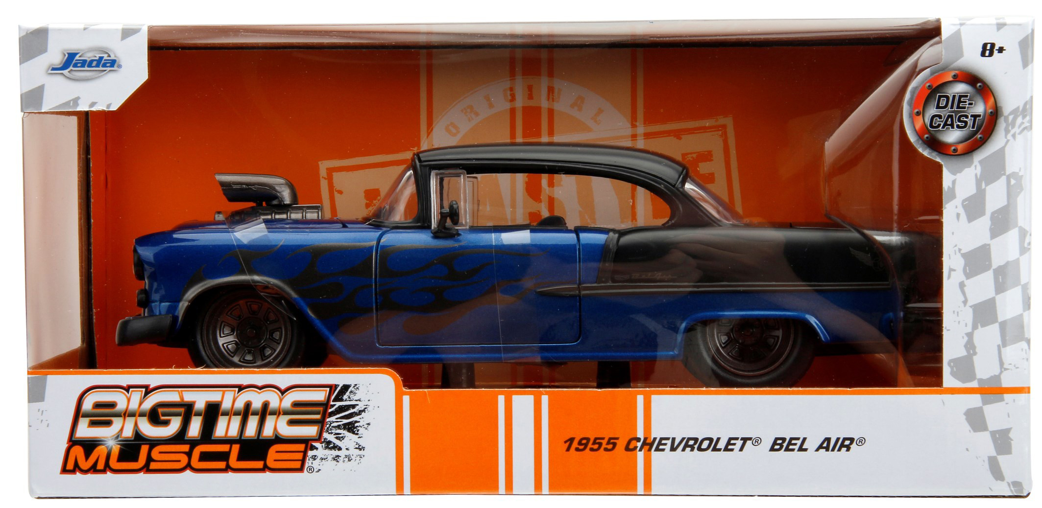 Modell eines Chevy Bel Air aus dem Jahre 1955. Das Coupe ist in dunkelblau / schwarz lackiert und hat seitlich Flammenzeichen die am Vorderrad angehen und zur Türe hin zulaufen. Die Motorhaube ist mit einem riesigen Luftansaugstutzen versehen. Die Motorhaube lässt sich zum Zeigen des Big Blocks abnehmen. Dach, Kofferraumdeckel und die hintere Hälft sind, ebenso wie die sonst üblichen Chromringe um die Scheinwerfer und Chromstoßstangen, in Mattschwarz gehalten. Die Felgen sind in dunkelgrau lackiert. Kofferraum und Türen lassen sich am Modell öffnen.