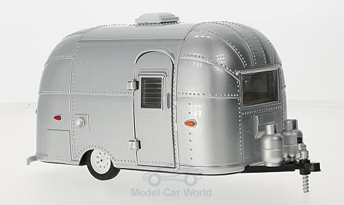 Wohnwagen von Greenlight - Bambi Airstream Sport - silber- - Fertigmodell in Metall-Kunststoff von Greenlight