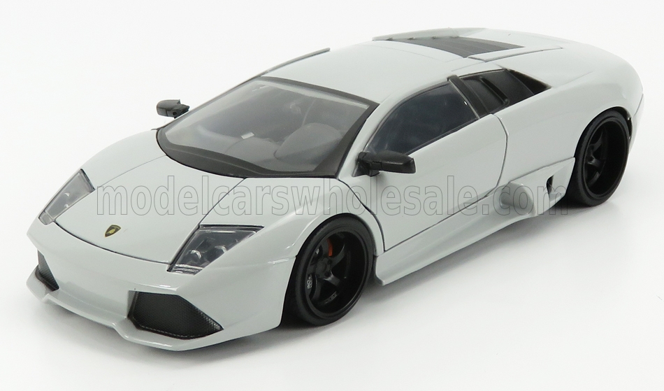 Lamborghini - Murcielago LP 640 aus dem Jahre 2007 in Hellgrau.