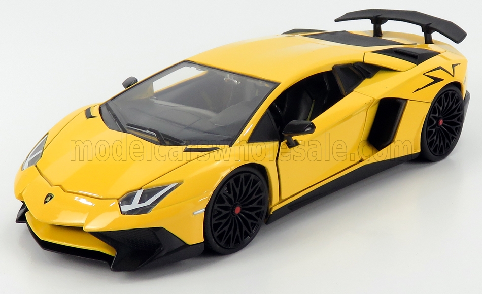 Lamborghini -LP770-4 Aventador SV 2017 in Gelb