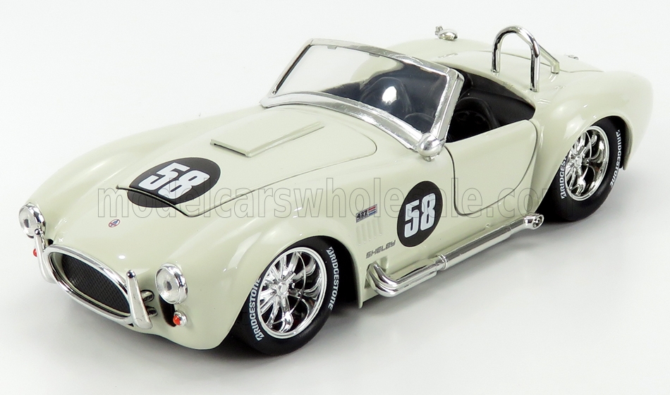 Ford USA - Rennwagen Nr. 58 aus dem Jahre 1965, Shelby Cobra 427 SC in cremefarben. 