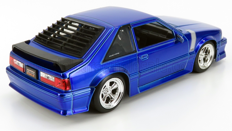 Ford USA - Mustang GT Coupe Custom Tuning aus dem Jahre 1989 in Blau. 