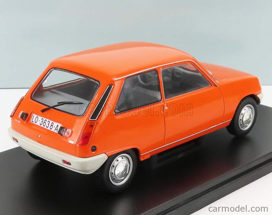 Renault R5 TL 1972 in orange - Edicola - Epoche IV. Mastab 1:24 