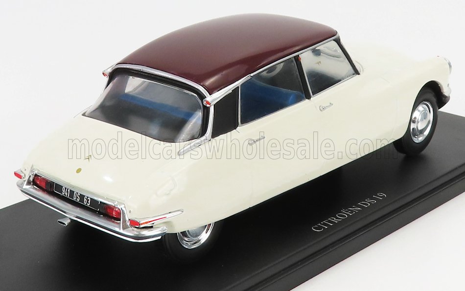 Citroen, Citroen DS 19, Baujahr 1956, elfenbein, braun, Citroen-Collecton-Hachette, 1:24