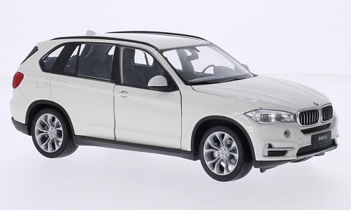 BMW X5 (F15), wei, Baujahr 2013 bis 2018, Epoche VI