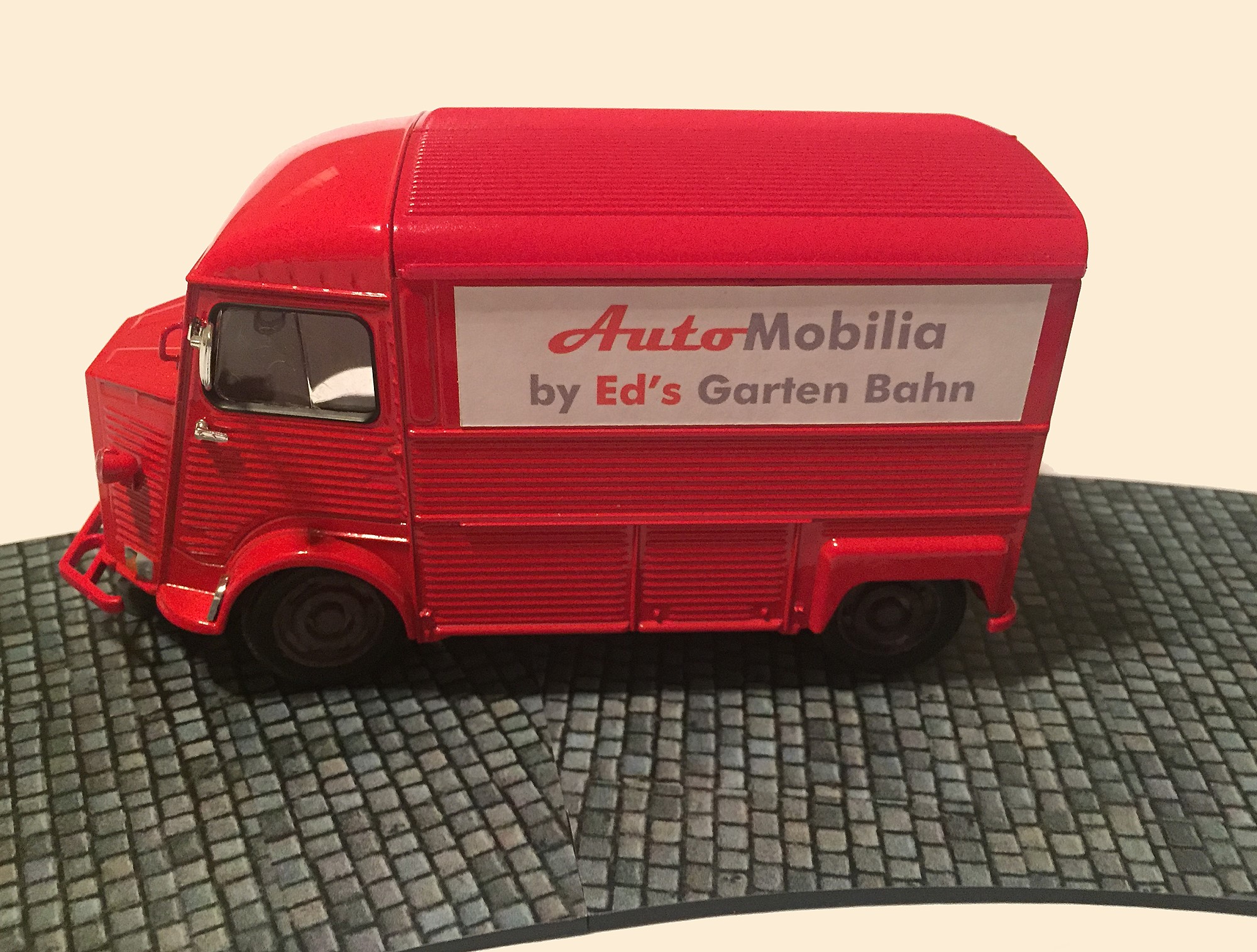 Erste Straenteile fr AutoMobila by Eds Garten Bahn sind fertig! 