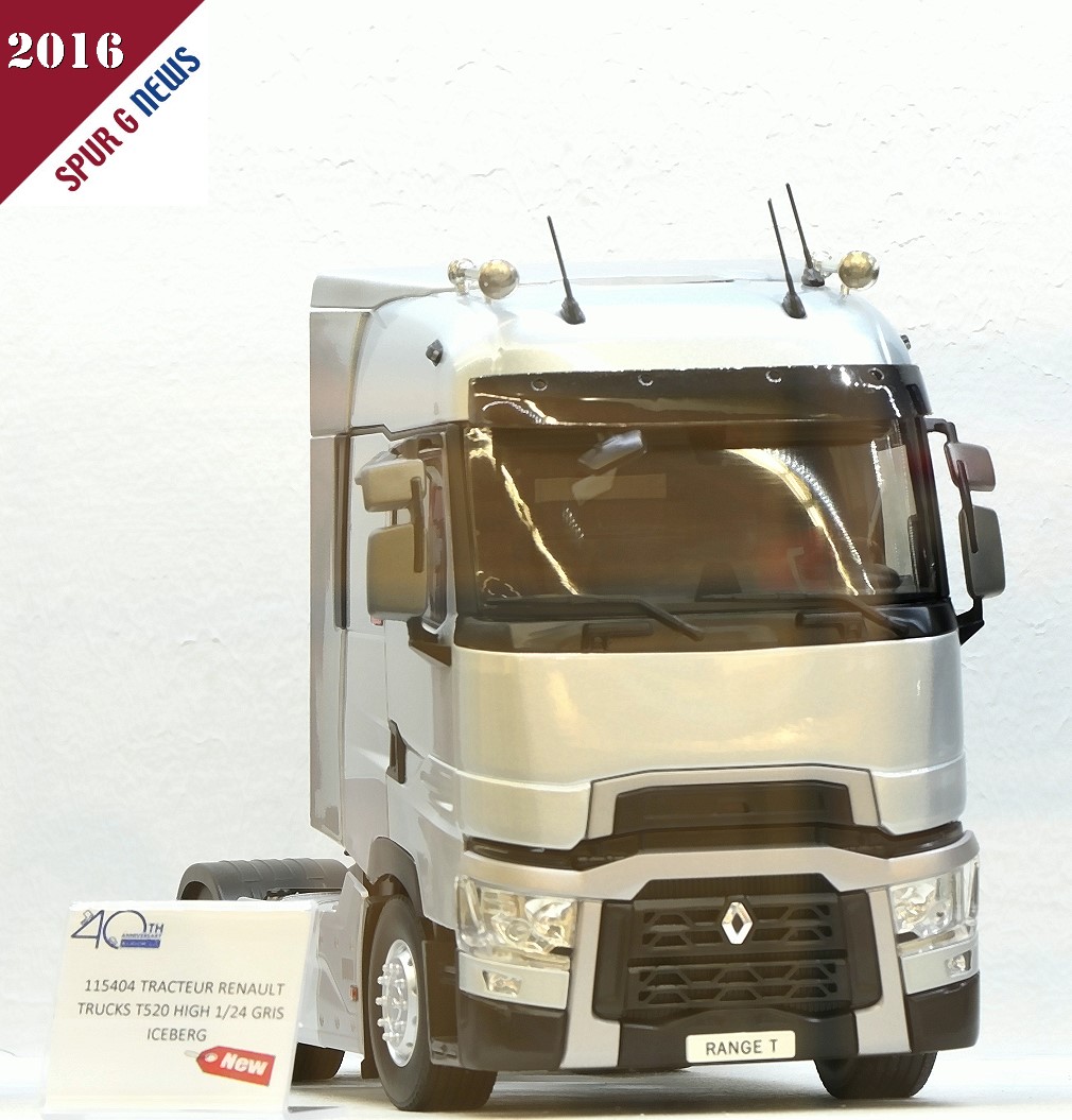 Renault Truck T 520 HIGH Gris Iceberg. Sehr detailliertes Modell im Mastab 1:24. Komplett aus Metall gefertigt: Fahrerhaus, Fahrgestell und Antriebsstrang. Genaue Nachbildung der Innenraumausstattung: Armaturentafel, Staufcher, Sitze, Schlafliege etc. Zahlreiche Details sind durch die Fenster erkennbar. Fahrgestell mit Voderradfederung und zahlreichen Zubehrteilen. Dieses auergewhnliche Modell wiegt mehr als 1 Kilogramm!