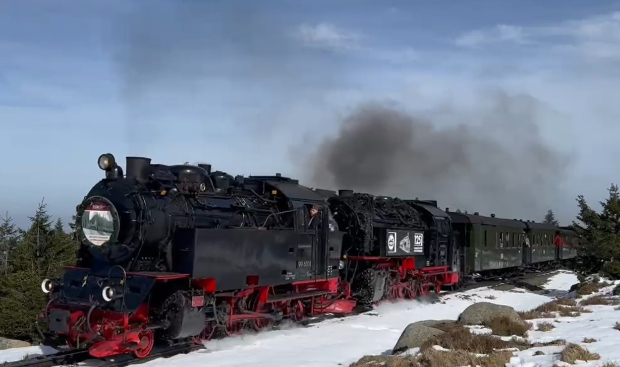 125 Jahre Harzquer- und Brockenbahn - Fahrt auf den Brocken am 27.03.2024. 