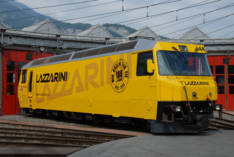 Lazzarini - Original RhB Lok Nr. 644 auf der Drehscheibe in Landquart