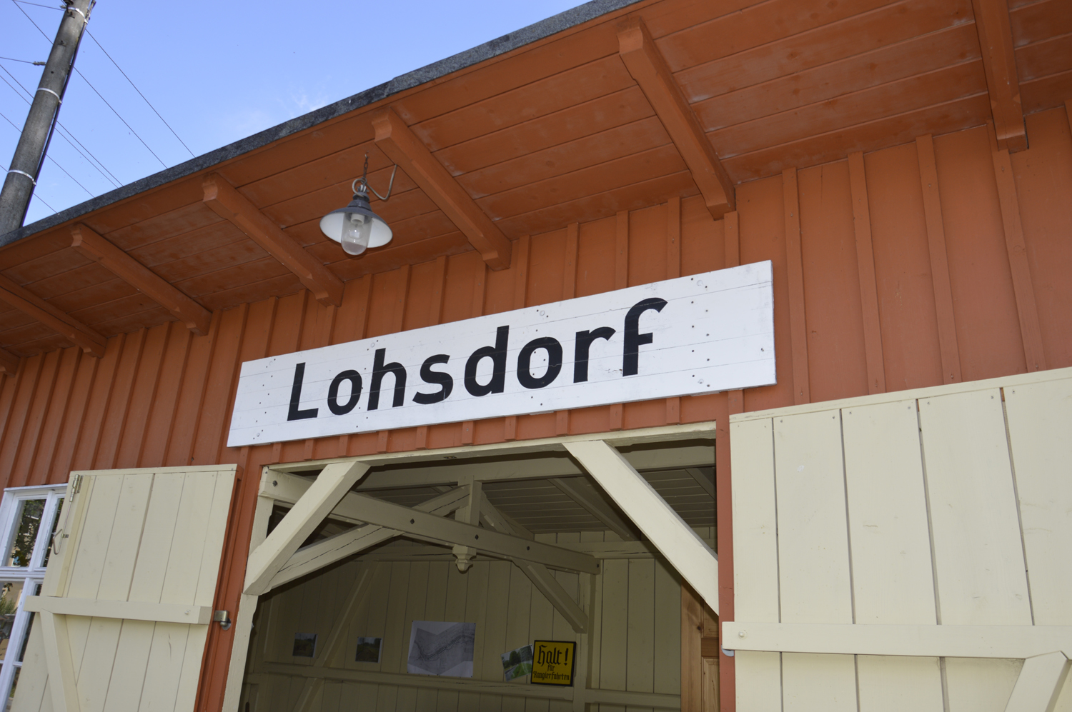 Bahnhofsgebude in Lohsdorf, Bahnhof der Schwarbachbahn