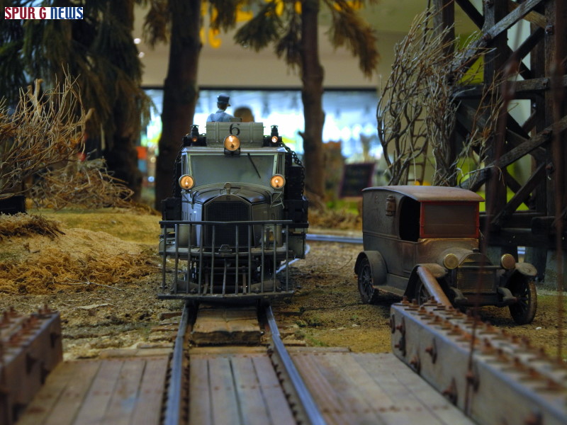 Railtruck auf der US-Logging Bahn Anlage