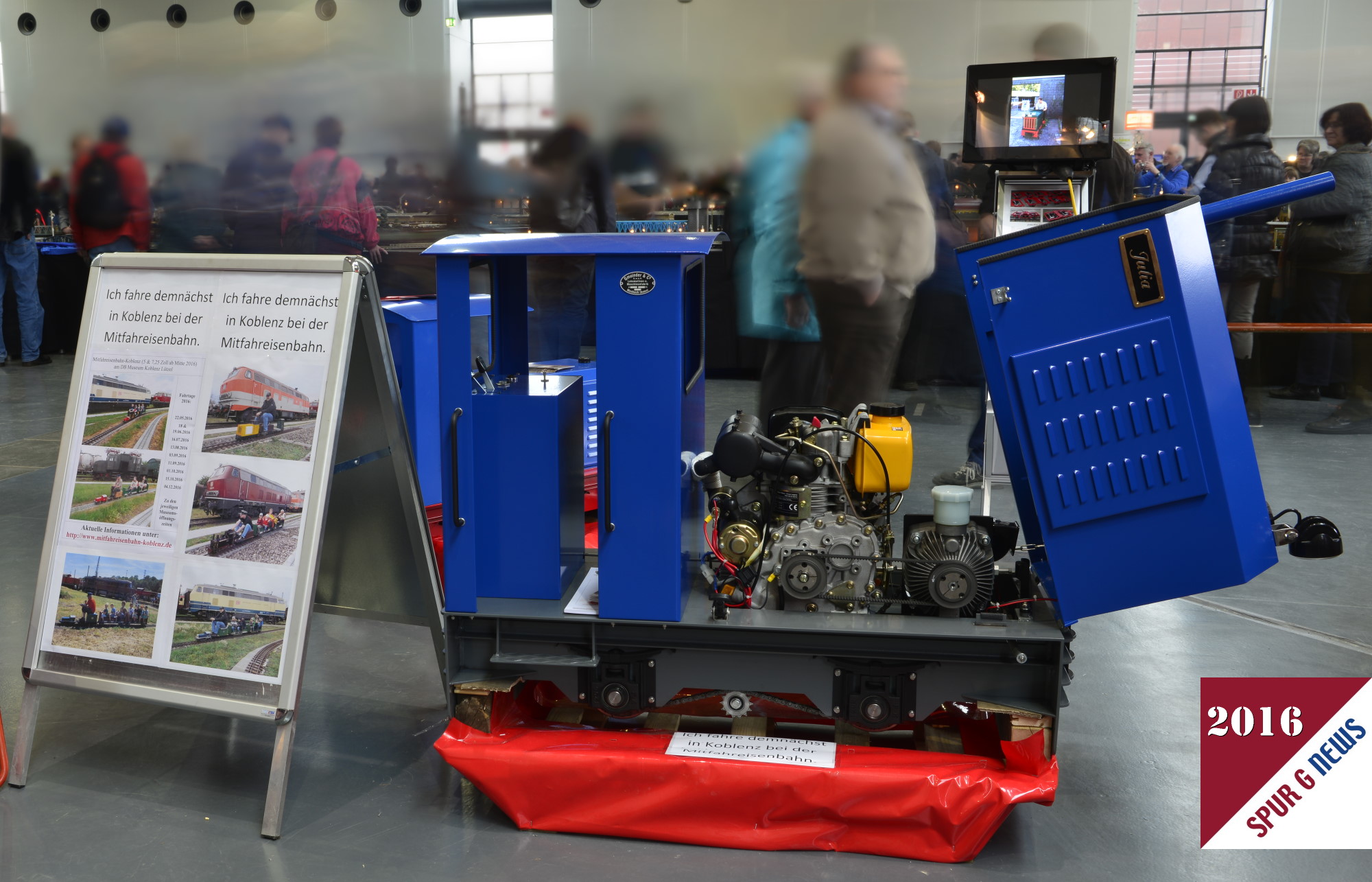 Diese Feldbahn Lok fr die Personenbefrderung oder auch zum Transport von Gtern hat einen kleinen 219ccm Dieselmotor mit einer Leistung von ca. 2,5 kw verbaut. Lt. Hersteller verbraucht dieser ca. 1 Liter Diesel in der Stunde. Bei Anhngelast natrlich mehr! 