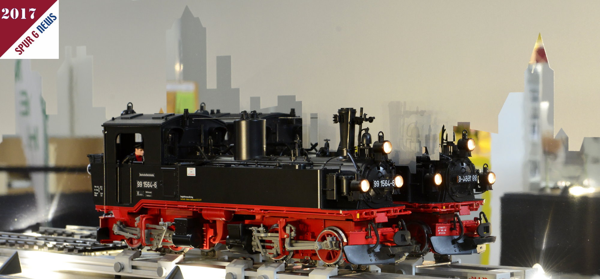 Kein doppeltes Lottchen sondern eine schsische IV K auf dem Rollenprfstand bei LGB auf der Messe in Leipzig. 