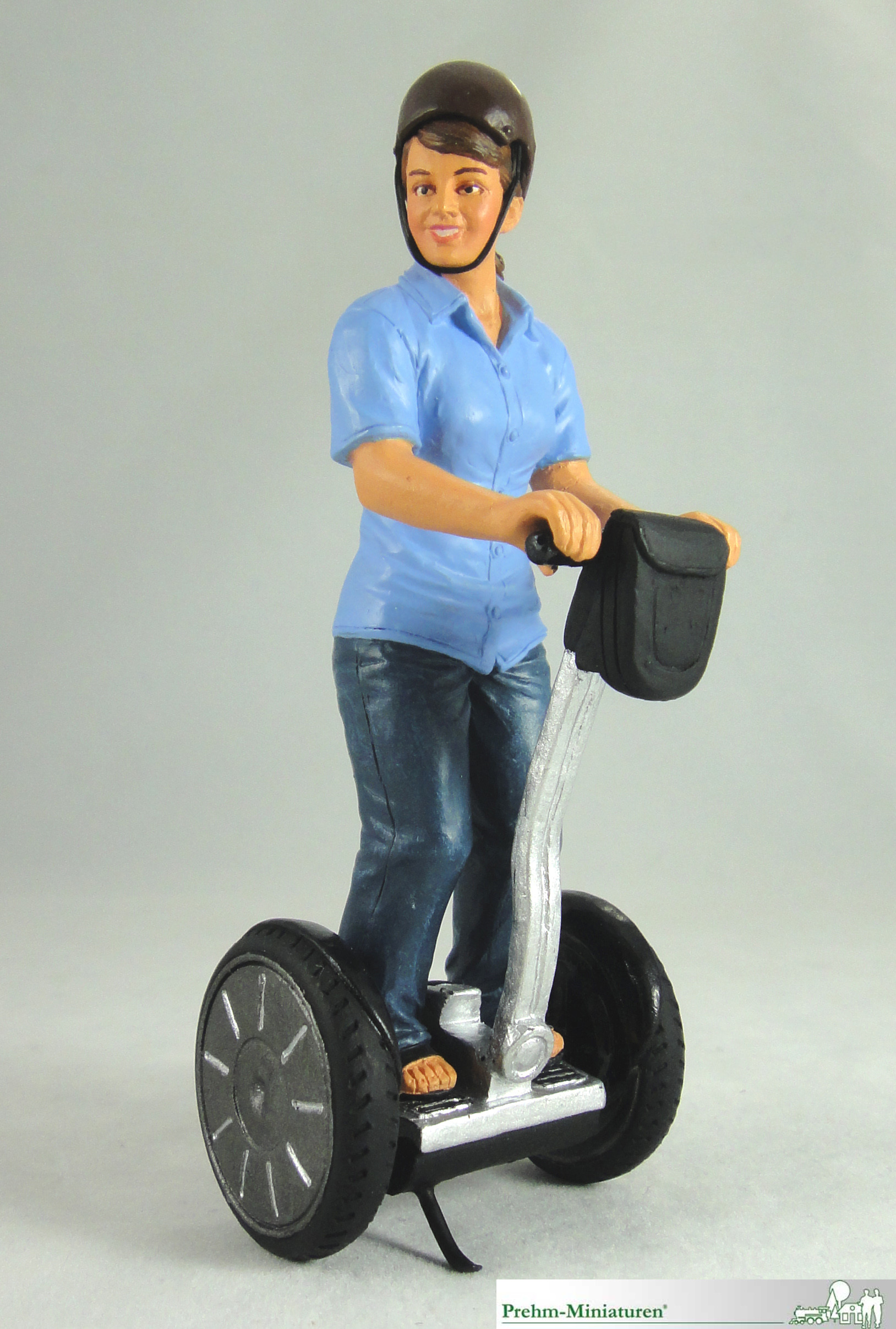 Artikel Nummer 550122 - Segway mit Fahrerin  - Unverb. Verkaufspreis: 22,95 EUR p.St. 