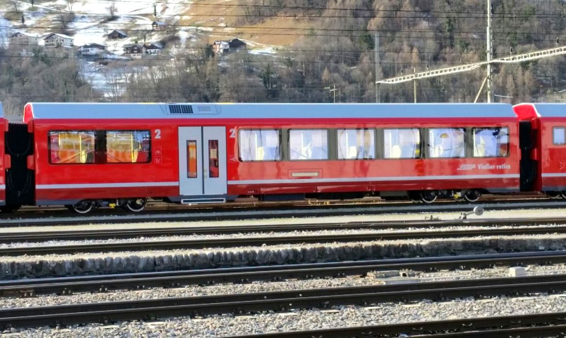 Der  Gliedwagen Nr. 3  ist ebenfalls ein reiner 2. Klasse Wagen. Er bekommt die Nummern B 57301 bis 57306 und hat auch kein WC an Bord. Dafr 64 Pltze der 2. Klasse, Platz fr ein VELO (Fahrrad) und Kinderwagen. Somit sind der Gliedwagen Nr. 2 und 3 Bau- und Ausstattungsgleich. Nur die Wagennummer ist unterschiedlich.