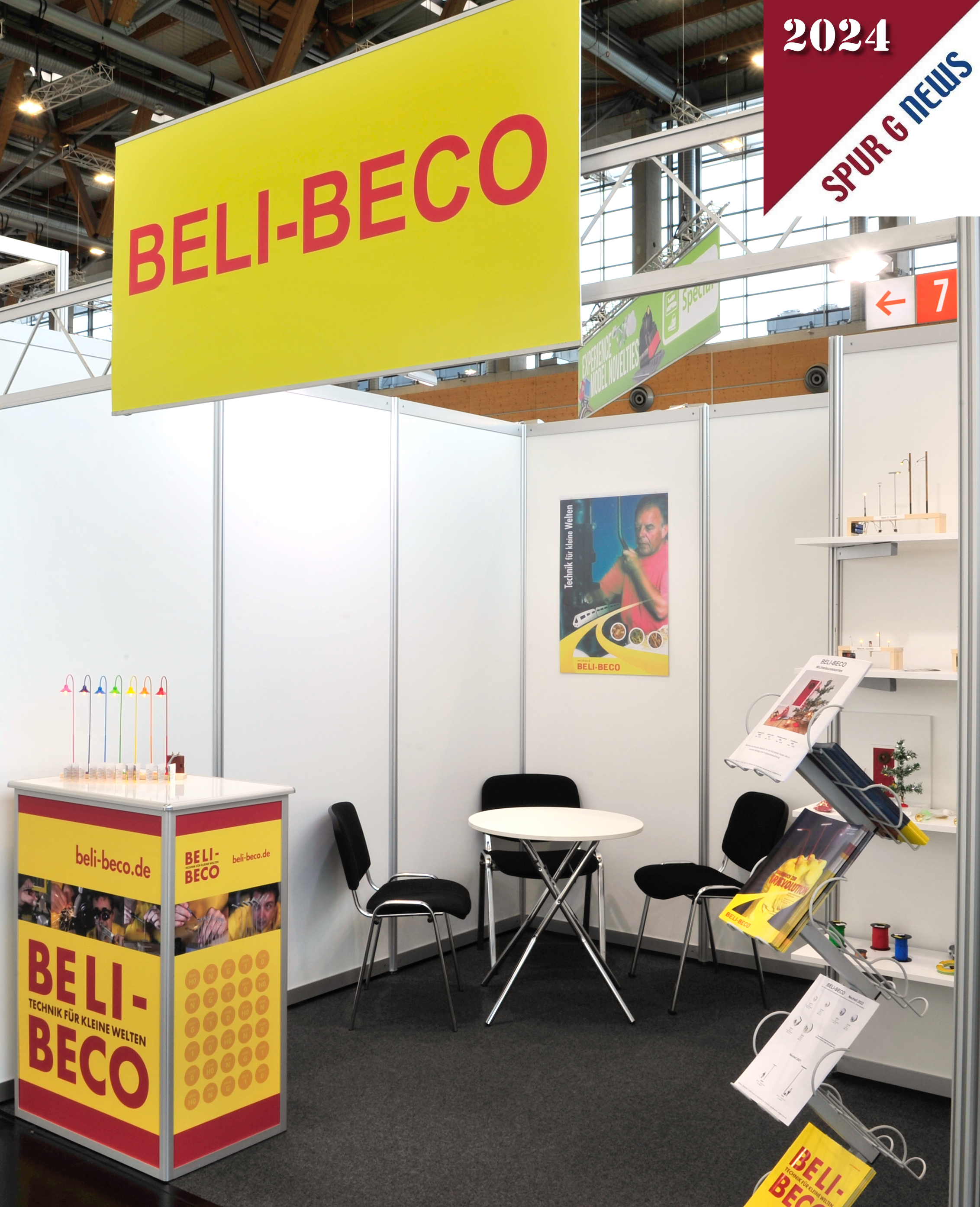 Der Stand in Halle 7 A von Beli-Beco - Lampenhersteller fr die Gartenbahn.  