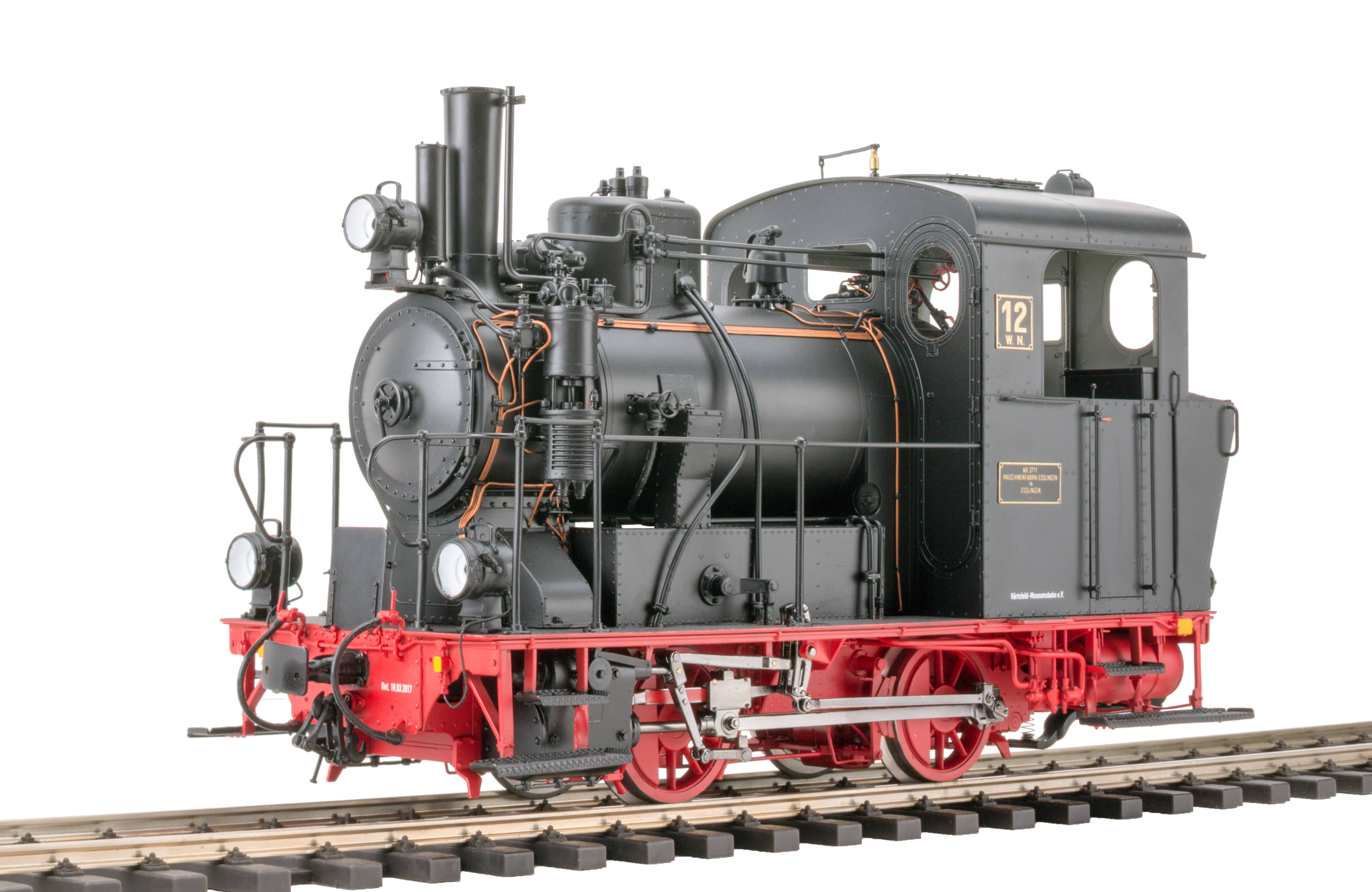 Die Lokomotiven 3710 (Lok 1 1) und die 3711 (Lok 12) wurden 1913 in der Maschinenfabrik Esslingen fr die Hrtsfeldbahn gebaut und gehren zu den wrttembergischen Nebenbahnen (WN)