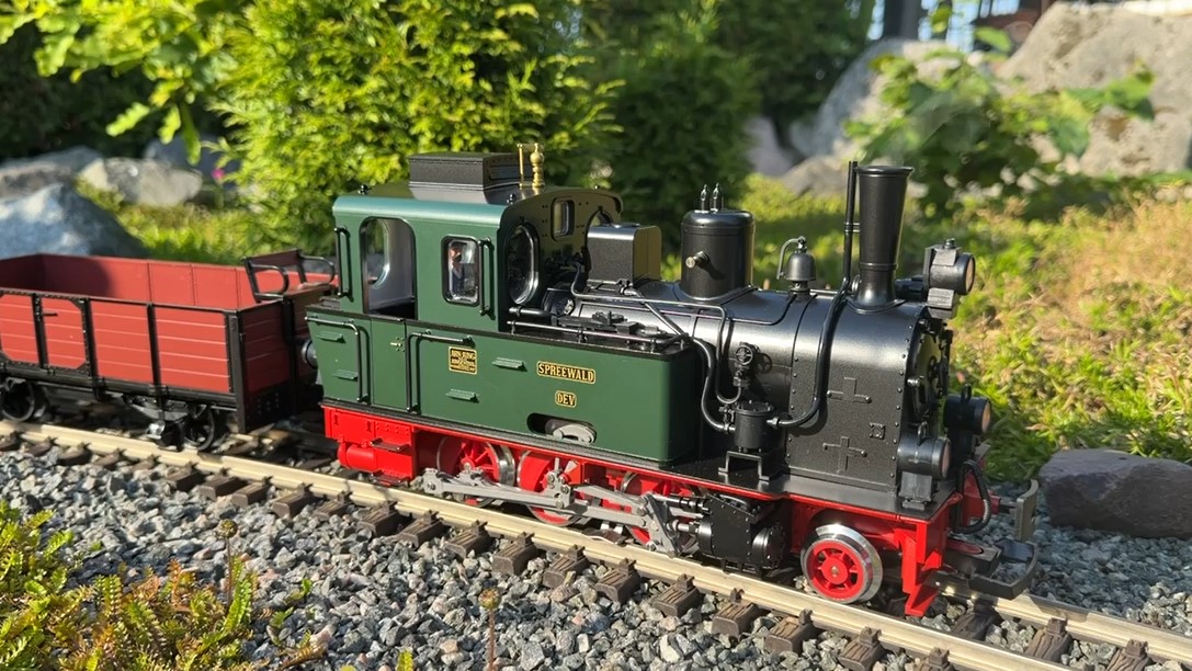 Danke an Hendrik Hauschild für den Film über die Spreewald Dampflok - LGB Artikel Nummer 24743.