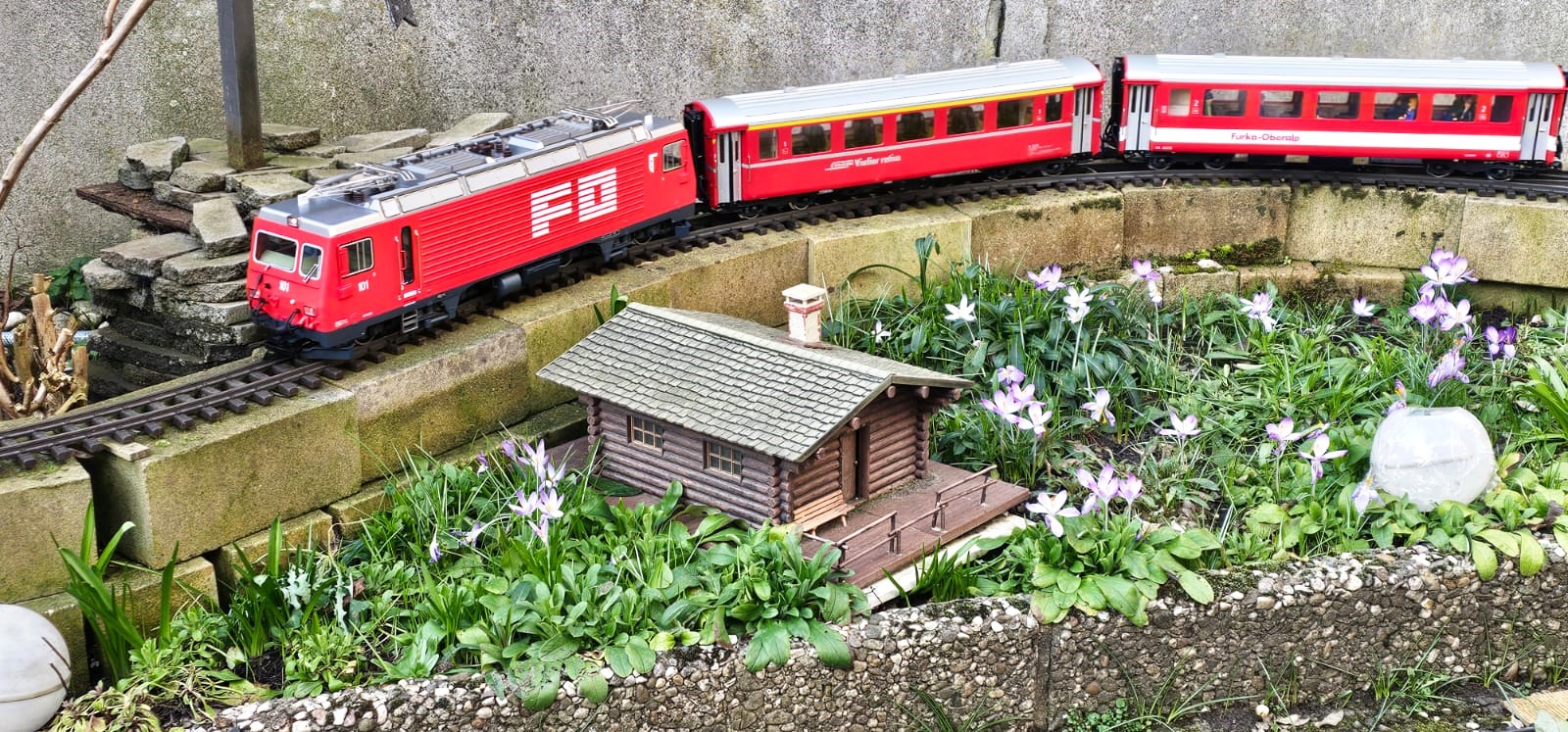Frühlingserwachen mit der LGB im Garten bei Thomas Wünsch!