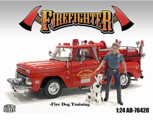 US-Feuerwerhrmann - Art. Nr. 76420 - Fire Dog Training - Feuerwehrhund - Ausbildung - Hunde sind auch in den USA bei der Feuerwehr fr verschiedene Einstze vorbereitet. Die Bezugsperson bildet den dafr vorgesehenen Hund aus. Vielfach werden in den USA Dalmatiner eingesetzt. 