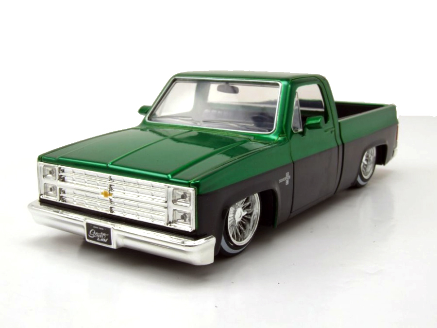 Chevrolet C-10 Pick Up, 1985, grn-metallic, schwarz, Modellauto 1:24, Jada Toys, Art.Nr. JAD34311