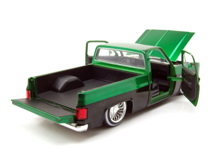 Chevrolet C-10 Pick Up, 1985, grn-metallic, schwarz, Modellauto 1:24, Jada Toys, Art.Nr. JAD34311