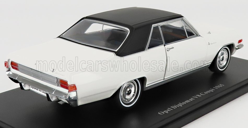 Edicola, 1:24, Mastab 1:24, Modellauto, Opel Diplomat V8 Coupe, V8 , wei, schwarz, die-cast, Hachette-Opel-Kollektion