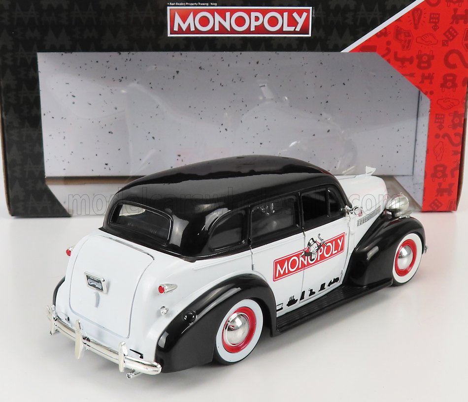 Jada - Monopoly - Chevrolet - Master Baujahr 1939 mit Monopoly Figur Uncle Pennybag in wei/schwarz