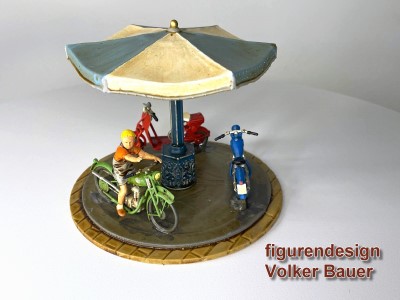 Neue Szene von figurendesign Volker Bauer: Kinderkarusell - Einezlst�ck