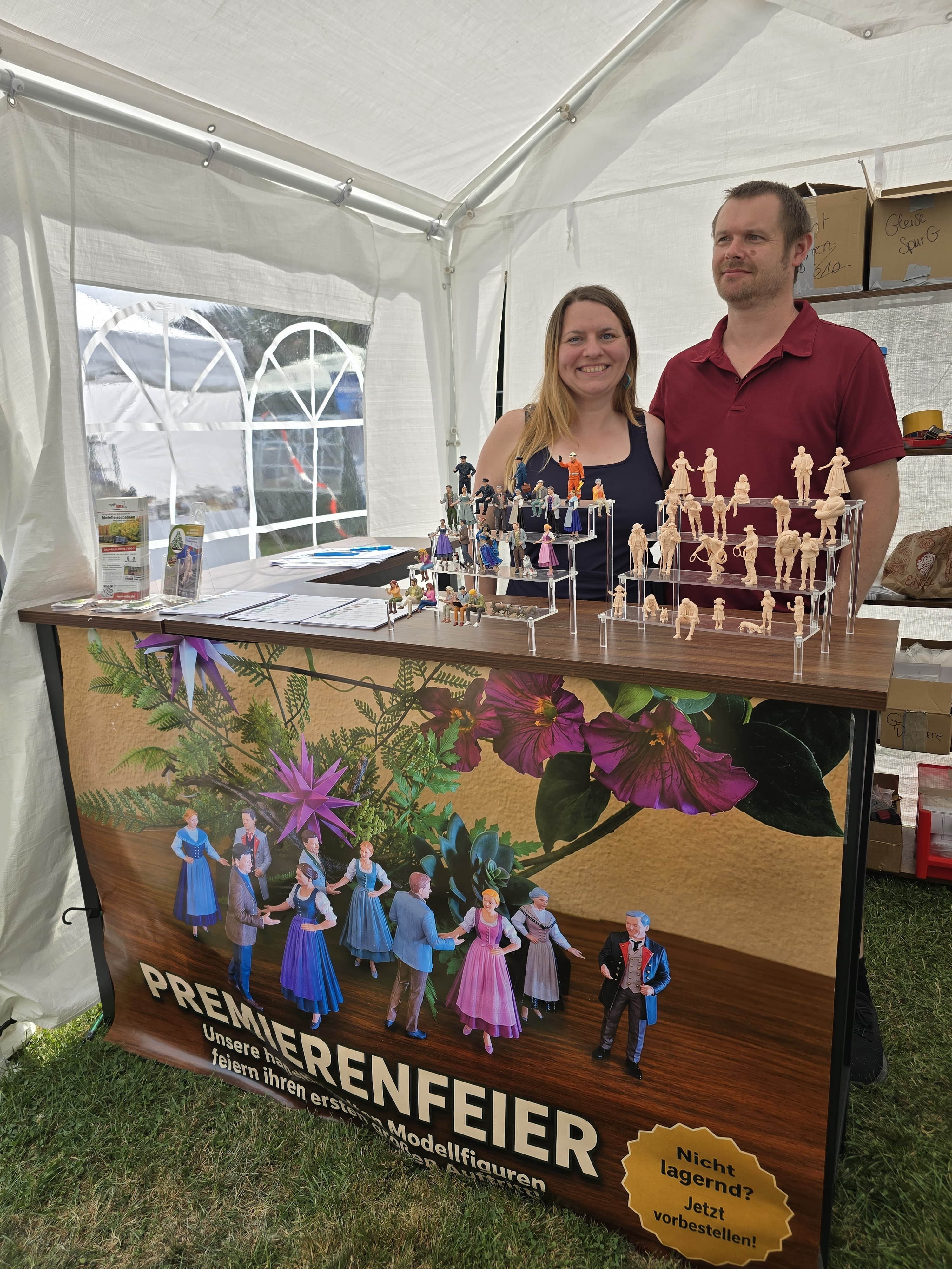 Stand von Zoe und Chris Kopp auf der Gartenbahnveranstaltung in Eschershausen.