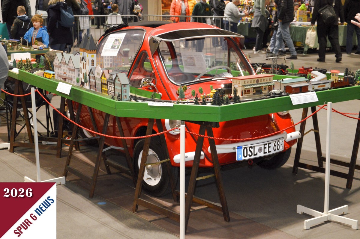 Ob die Rundanlage in Spur 0 in die Original BMW Isetta passt haben wir nicht nachgefragt. In jedem Fall ist der Autoliebhaber auch ein eingefleischter Modellbahner. Danke für´s Zeigen!