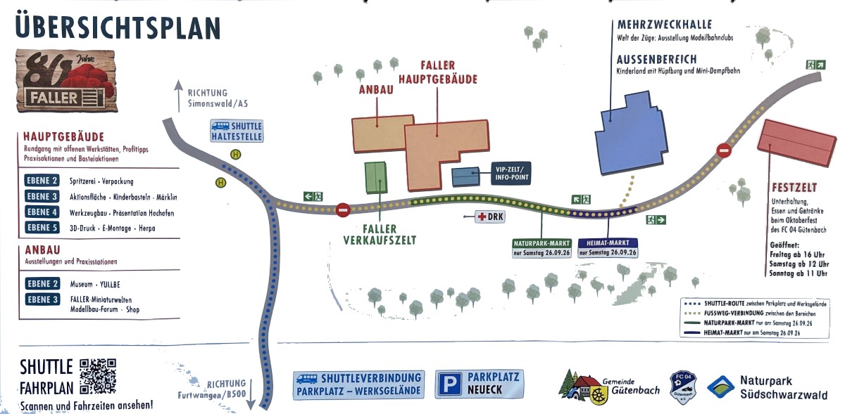 Direkt am Werk von Faller in Gütenbach konnte nicht geparkt werden. So war an den Parkplätzen der Übersichtsplan aufgestellt. Hier konnte der Besucher sich die einzelnen Gebäude und Stationen auf den Gebäudeebenen ansehen.