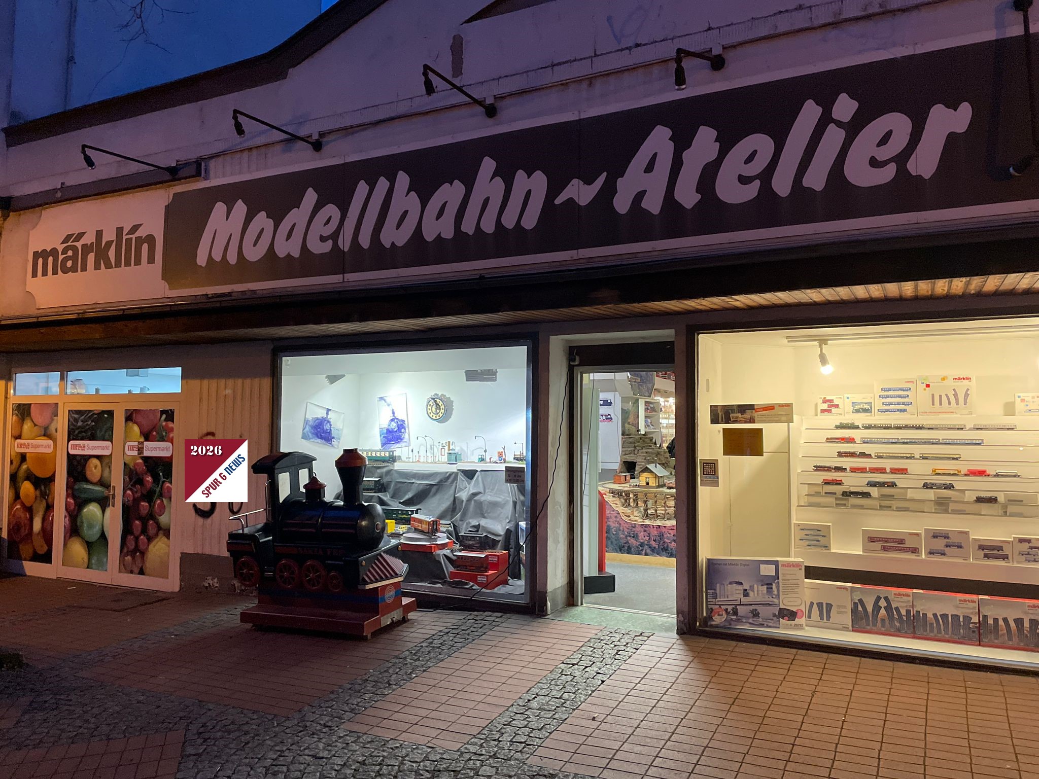 Das war die letzte Neuheitenvorstellung in Essen-Steele im Modellbahn-Atelier Renken. Warum? In 2027 an neuer Stelle. Lassen Sie sich �berraschen. 