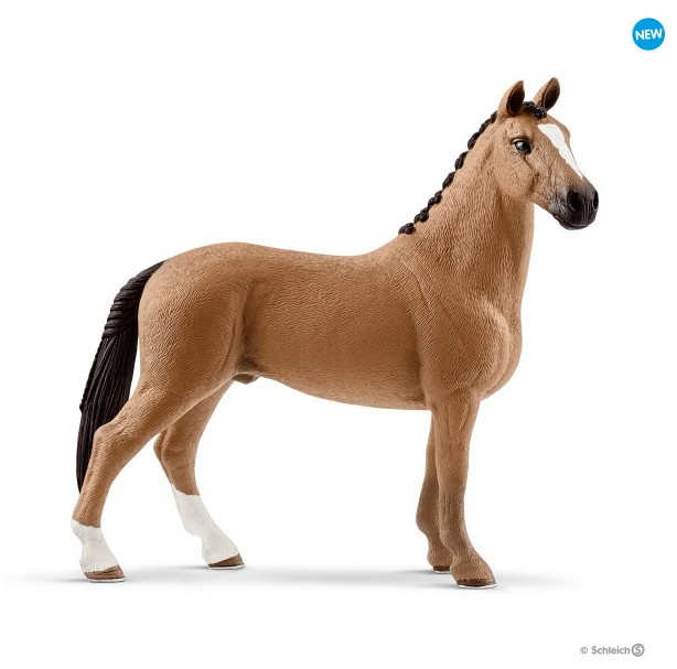 Schleich Artikelnummer: 13837, Hannoveraner sind ausgezeichnete Turnierpferde und haben bereits ber 48 olympische Goldmedaillen gewonnen. Ihre Lieblingsdisziplin ist das Springen und die Dressur. Sie scheinen ber hohe Hindernisse mhelos hinwegzufliegen und zeigen in der Dressur ihre anmutigen, geschmeidigen Bewegungen